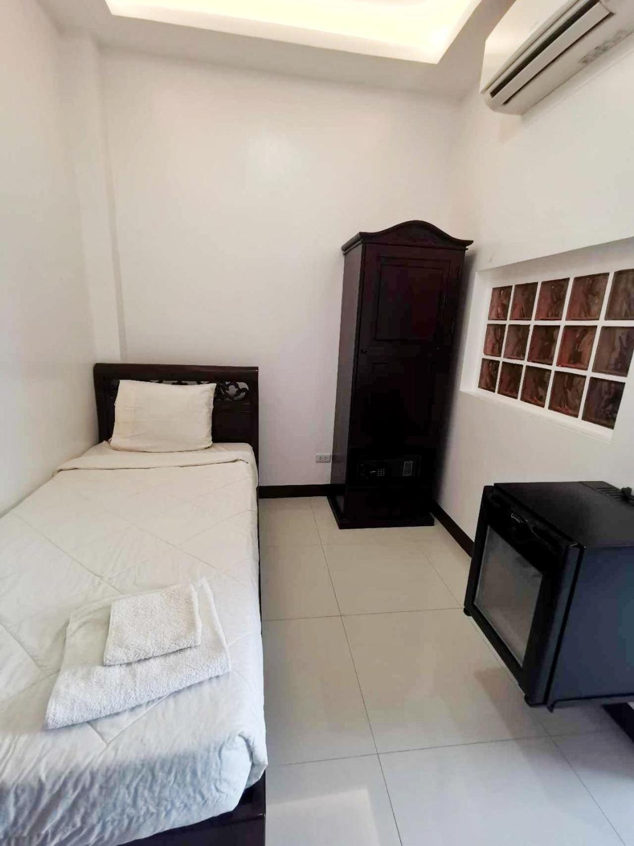 Mj Pension House Talisay  Exterior foto